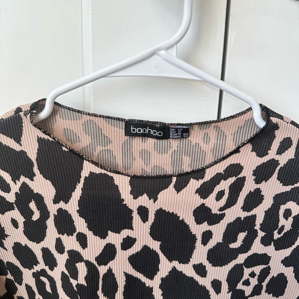 Boohoo Women's Leopard Print Top - Black and Tan - Picture 2 of 3